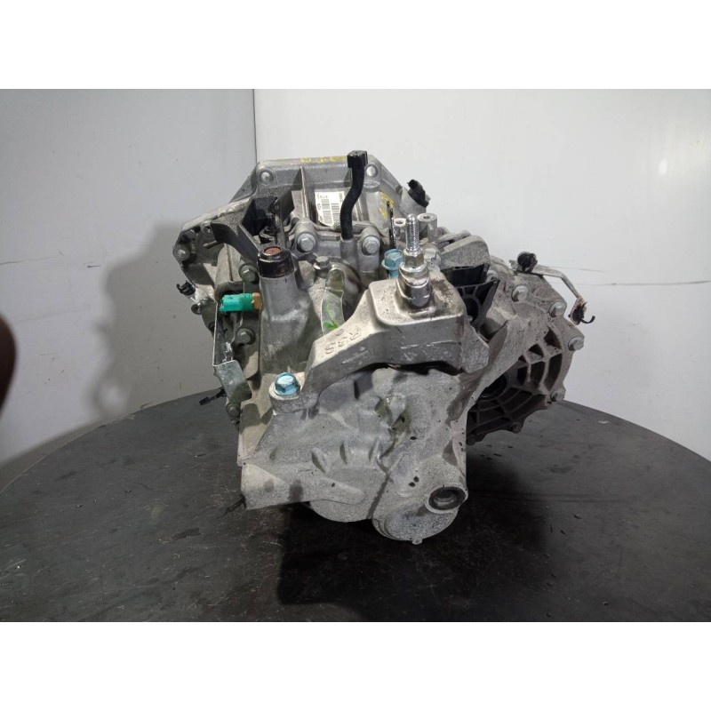 Recambio de caja cambios para renault kadjar zen referencia OEM IAM ND40008  M1-A2-84
