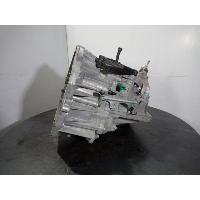 Recambio de caja cambios para renault kadjar zen referencia OEM IAM ND40008  M1-A2-84