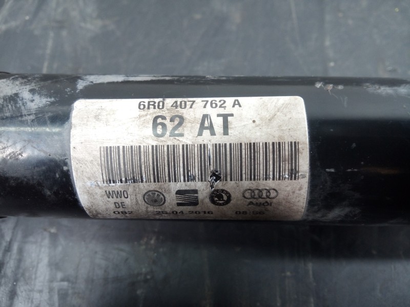 Recambio de transmision delantera derecha para skoda rapid active referencia OEM IAM 6R0407762A  P1-A6-14