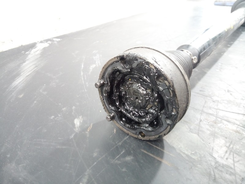 Recambio de transmision delantera derecha para skoda rapid active referencia OEM IAM 6R0407762A  P1-A6-14