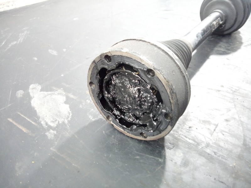 Recambio de transmision delantera izquierda para skoda rapid active referencia OEM IAM 6R0407761A  P1-A6-14