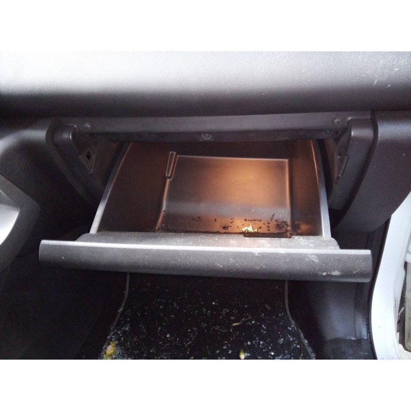 Recambio de guantera para renault kadjar zen referencia OEM IAM   