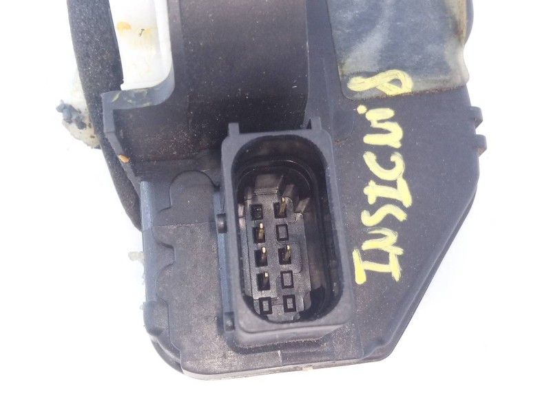 Recambio de cerradura puerta delantera derecha para opel insignia berlina excellence referencia OEM IAM   E2-B6-65-2