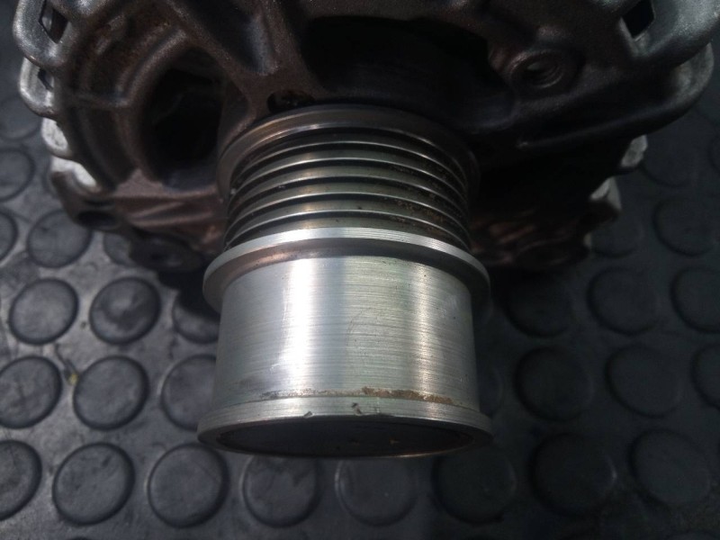 Recambio de alternador para volkswagen t-cross advance referencia OEM IAM 05E903026R EL6HED P3-A4-7-2