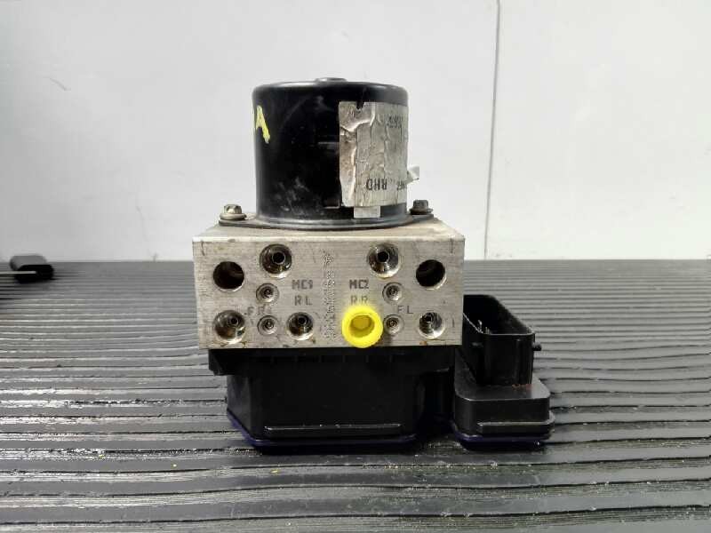 Recambio de abs para opel insignia berlina sport referencia OEM IAM 13328651 16817011 P3-A8-28-5