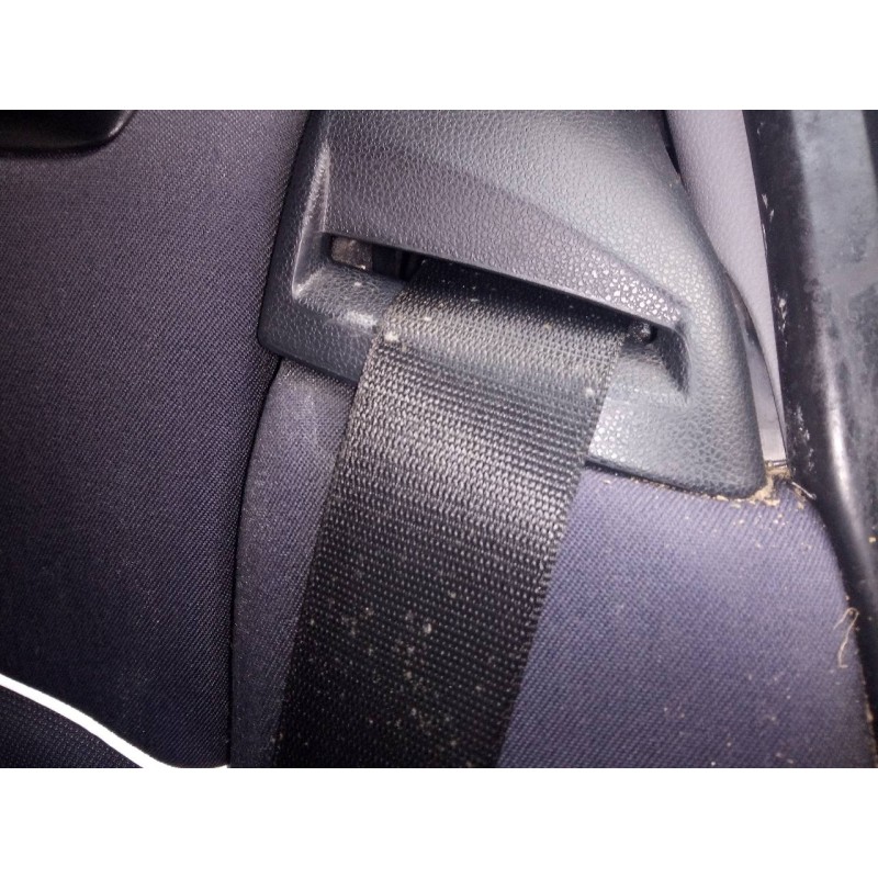 Recambio de cinturon seguridad trasero izquierdo para bmw serie 1 berlina (e81/e87) 118d referencia OEM IAM   