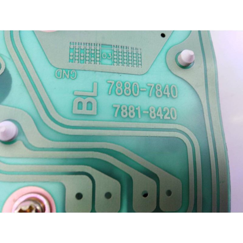 Recambio de cuadro instrumentos para kia sorento 2.5 crdi ex referencia OEM IAM 20030616 Y09940033E080 E3-A3-34-2