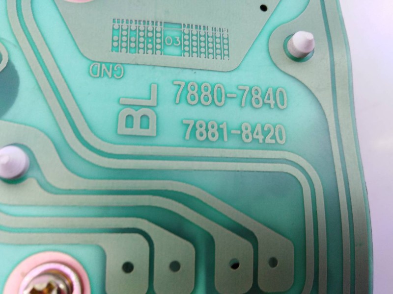 Recambio de cuadro instrumentos para kia sorento 2.5 crdi ex referencia OEM IAM 20030616 Y09940033E080 E3-A3-34-2