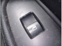 MANDO ELEVALUNAS DELANTERO DERECHO 