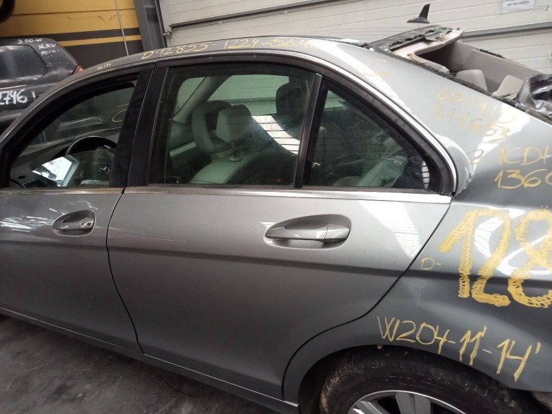 Recambio de puerta trasera izquierda para mercedes-benz clase c (w204) lim. c 200 cdi referencia OEM IAM   
