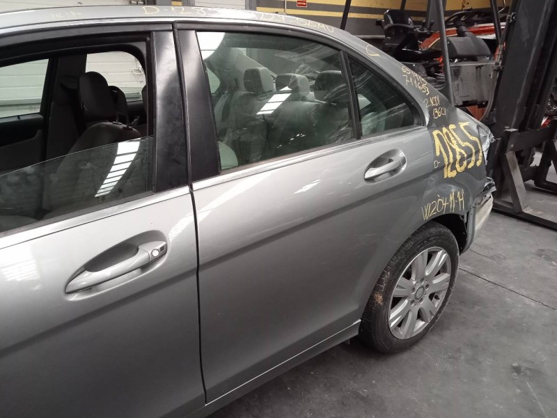Recambio de puerta trasera izquierda para mercedes-benz clase c (w204) lim. c 200 cdi referencia OEM IAM   
