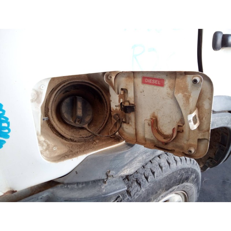 Recambio de tapa exterior combustible para nissan terrano/terrano.ii (r20) sr (5-ptas.) referencia OEM IAM   