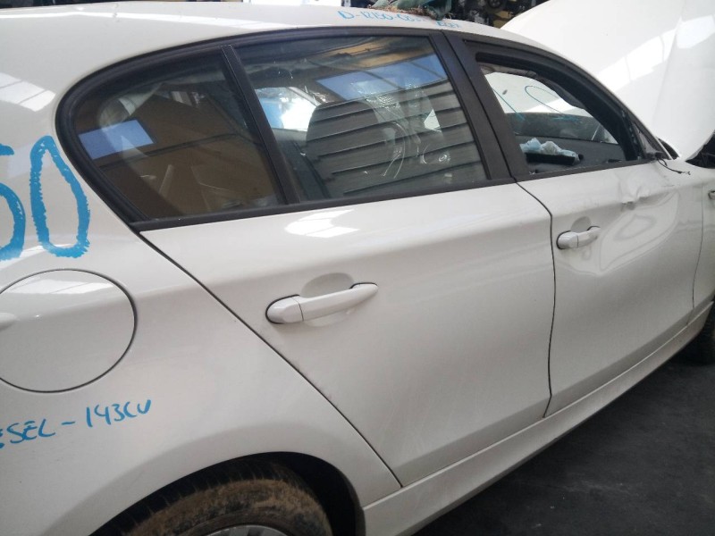 Recambio de puerta trasera derecha para bmw serie 1 berlina (e81/e87) 118d referencia OEM IAM   