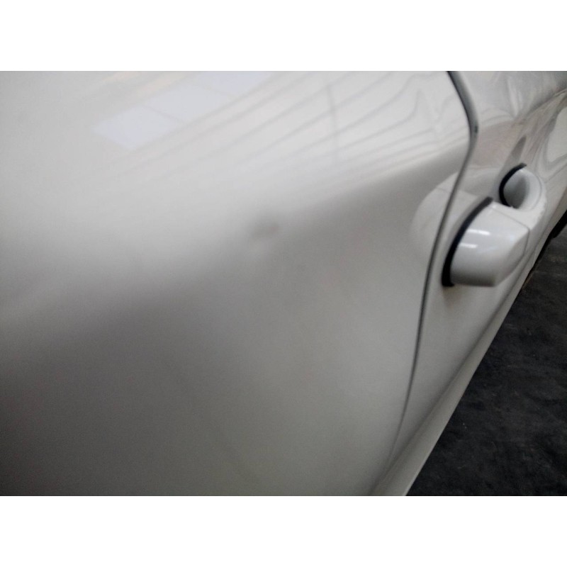Recambio de puerta trasera derecha para bmw serie 1 berlina (e81/e87) 118d referencia OEM IAM   