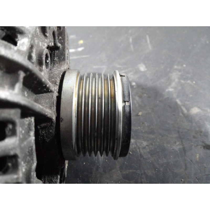 Recambio de alternador para iveco daily caja abierta cabina simple 35 c... batalla 4100 referencia OEM IAM 504057813  P3-B6-8-1