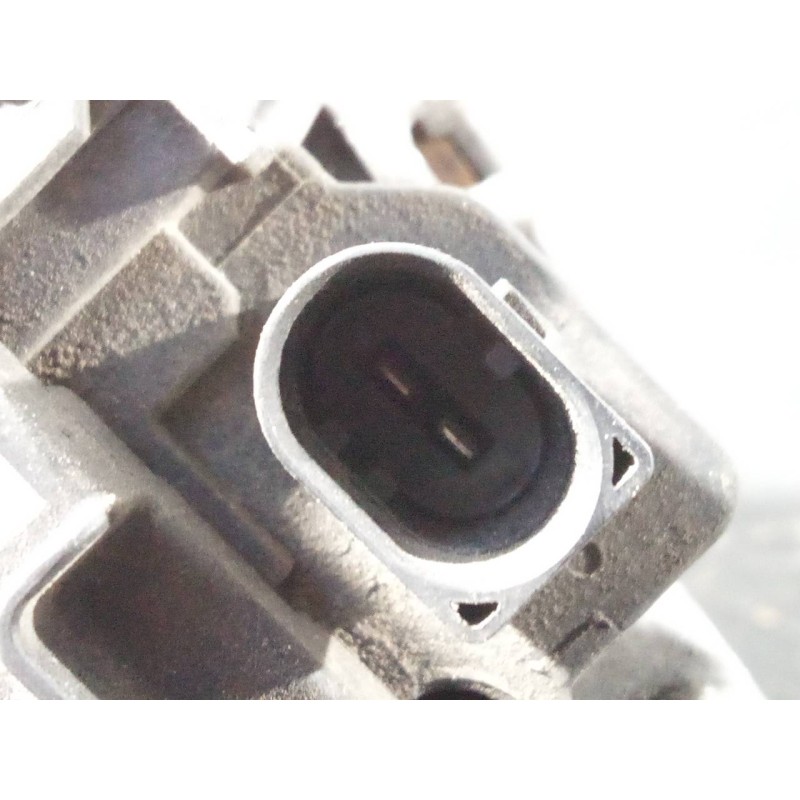 Recambio de alternador para iveco daily caja abierta cabina simple 35 c... batalla 4100 referencia OEM IAM 504057813  P3-B6-8-1