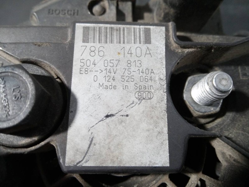 Recambio de alternador para iveco daily caja abierta cabina simple 35 c... batalla 4100 referencia OEM IAM 504057813  P3-B6-8-1