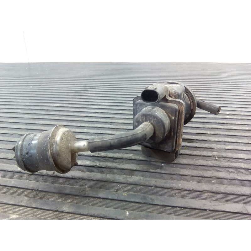 Recambio de valvula aire adicional para mercedes-benz clase c (w203) berlina referencia OEM IAM 4715396  E3-A1-28-1