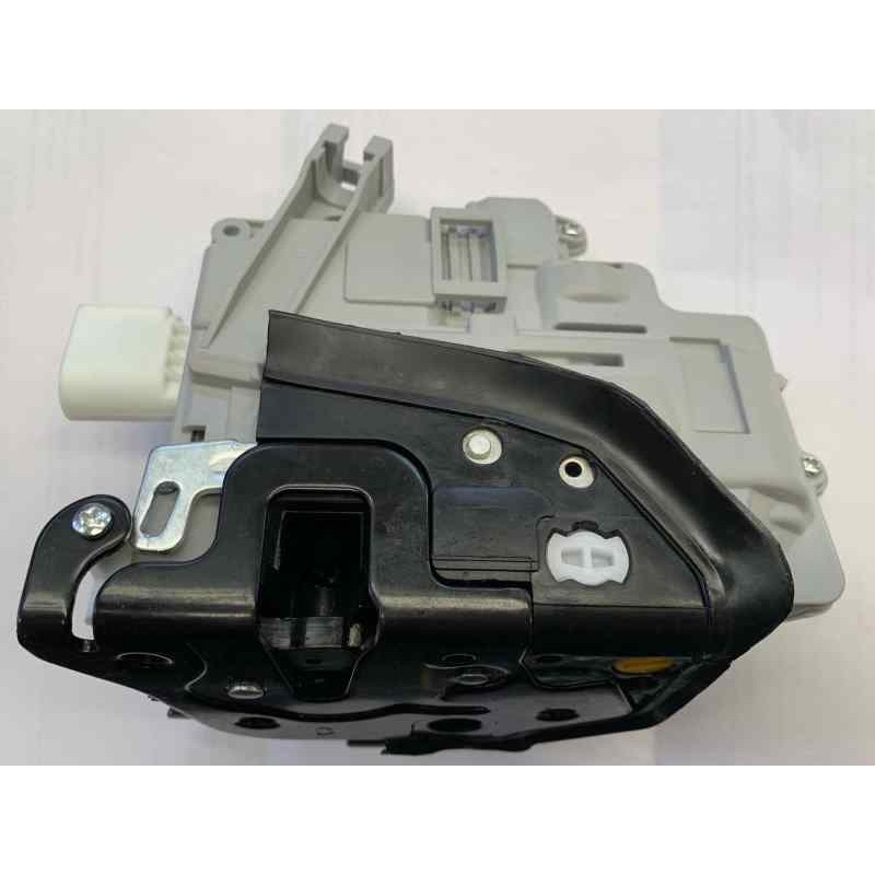 Recambio de cerradura puerta trasera derecha para universal cerradura trasera derecha vw-seat-skoda referencia OEM IAM DTSVW9044