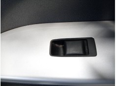 MANDO ELEVALUNAS TRASERO DERECHO 