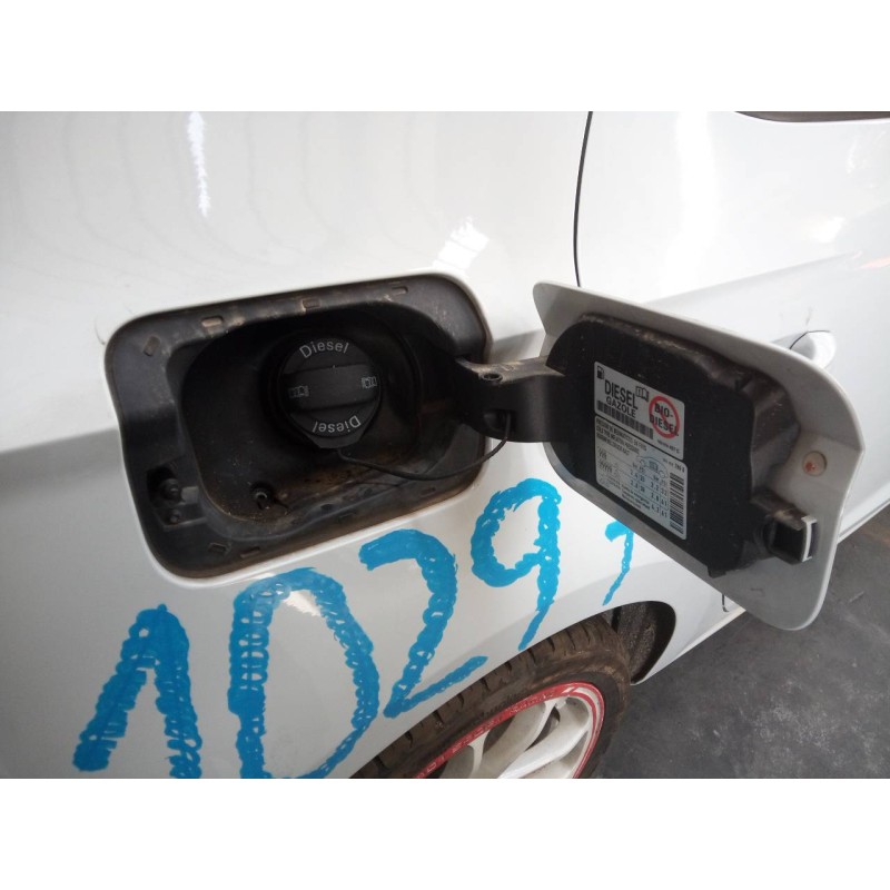 Recambio de tapa exterior combustible para seat leon (5f1) fr referencia OEM IAM   
