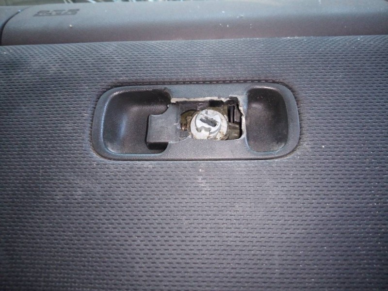 Recambio de guantera para mitsubishi montero (v60/v70) 3.2 di-d gls kaiteki (3-ptas.) referencia OEM IAM   