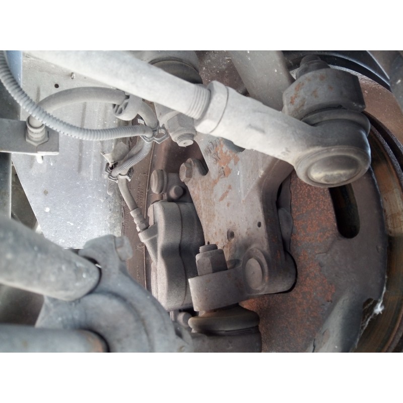 Recambio de mangueta delantera izquierda para iveco daily caja abierta cabina simple 35 c... batalla 4100 referencia OEM IAM   