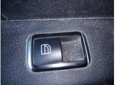 MANDO ELEVALUNAS DELANTERO DERECHO 