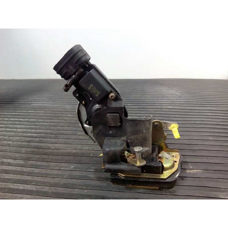 Recambio de cerradura puerta trasera izquierda para toyota land cruiser (j9) d4-d gx (5-ptas.) referencia OEM IAM   E2-B4-10-1