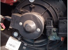 Recambio de ventilador calefaccion para iveco daily caja abierta cabina simple 35 c... batalla 4100 referencia OEM IAM 570630200