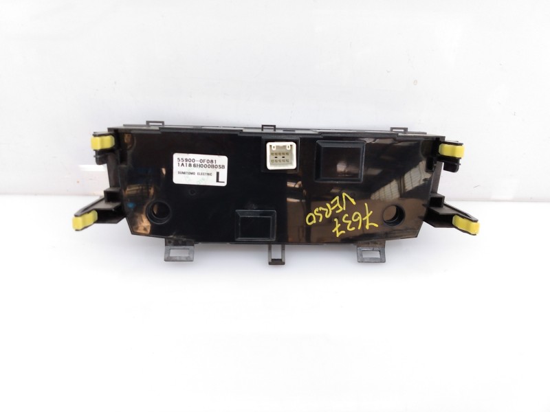 Recambio de mando climatizador para toyota verso advance referencia OEM IAM 559000F081  E3-B2-12-3