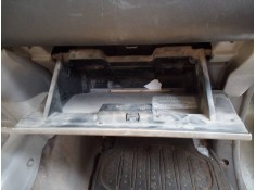 Recambio de guantera para nissan patrol gr (y61) comfort referencia OEM IAM    2