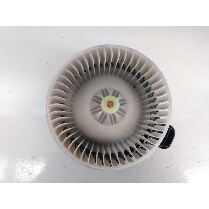 Recambio de ventilador calefaccion para toyota verso advance referencia OEM IAM AV2727008103  E3-B2-17-2