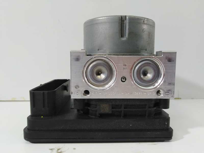 Recambio de abs para bmw serie x1 (f48) sdrive18d sport line referencia OEM IAM 3451688334301 6883344 P3-A8-13-3