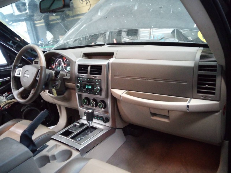 Recambio de salpicadero para jeep cherokee limited referencia OEM IAM   