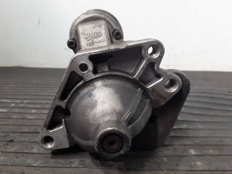 Recambio de motor arranque para dacia sandero referencia OEM IAM 233003329R  