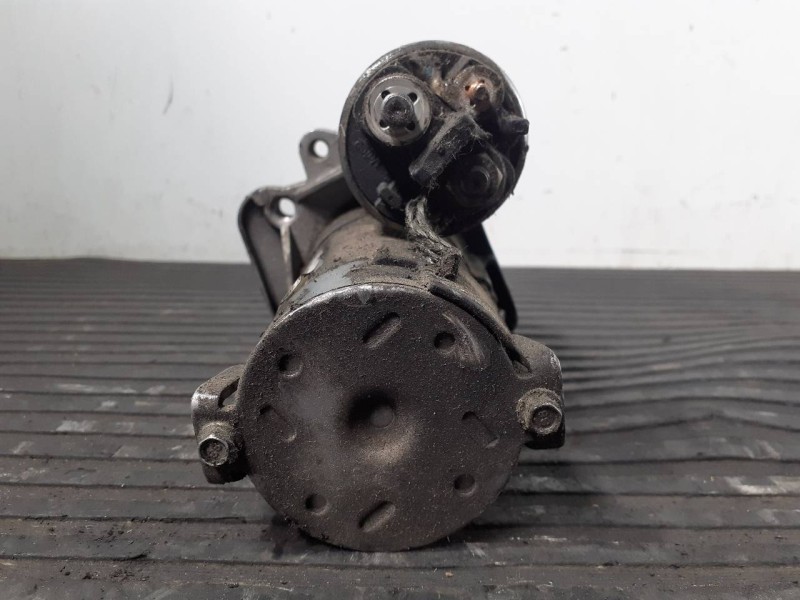 Recambio de motor arranque para dacia sandero referencia OEM IAM 233003329R  