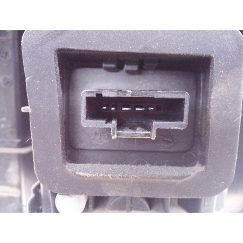 Recambio de piloto trasero izquierdo para dacia duster ambience 4x2 referencia OEM IAM 265551679R  E1-A1-15-2