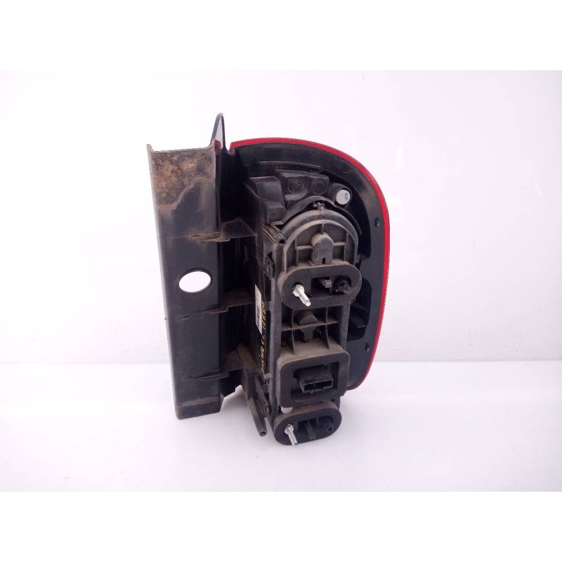 Recambio de piloto trasero izquierdo para dacia duster ambience 4x2 referencia OEM IAM 265551679R  E1-A1-15-2