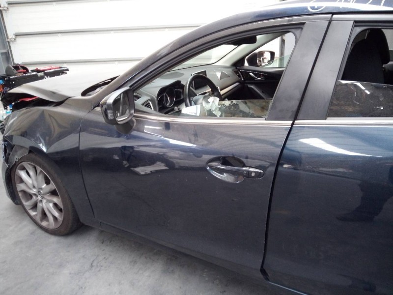 Recambio de puerta delantera izquierda para mazda 3 lim. () evolution referencia OEM IAM   