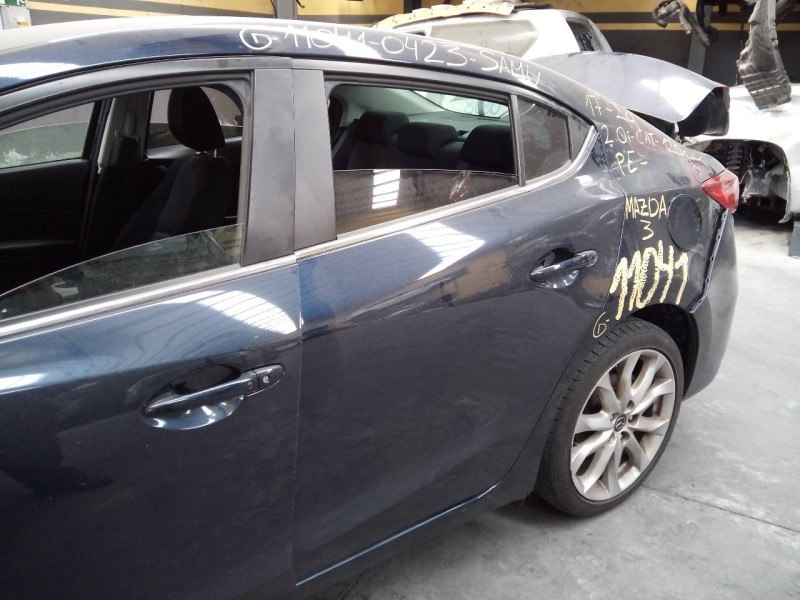 Recambio de puerta trasera izquierda para mazda 3 lim. () evolution referencia OEM IAM   