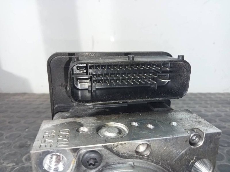 Recambio de abs para hyundai ix35 style 2wd referencia OEM IAM 589202Y620  P3-A8-17-4