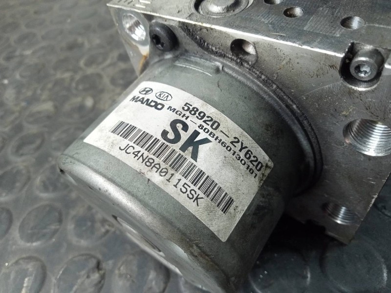 Recambio de abs para hyundai ix35 style 2wd referencia OEM IAM 589202Y620  P3-A8-17-4