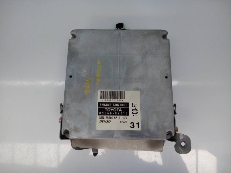 Recambio de centralita motor uce para toyota corolla (e12) 2.0 d-4d linea sol berlina referencia OEM IAM 8966602310 MB1758005310
