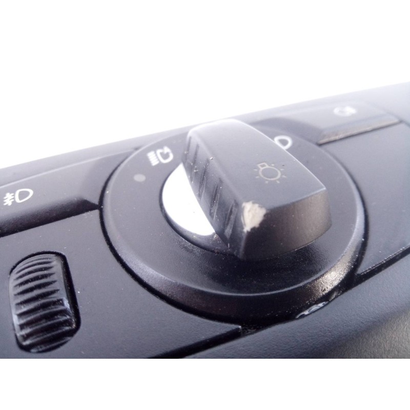 Recambio de mando luces para bmw x5 (e70) 3.0sd referencia OEM IAM 9134720 33610201 E3-A2-26-2