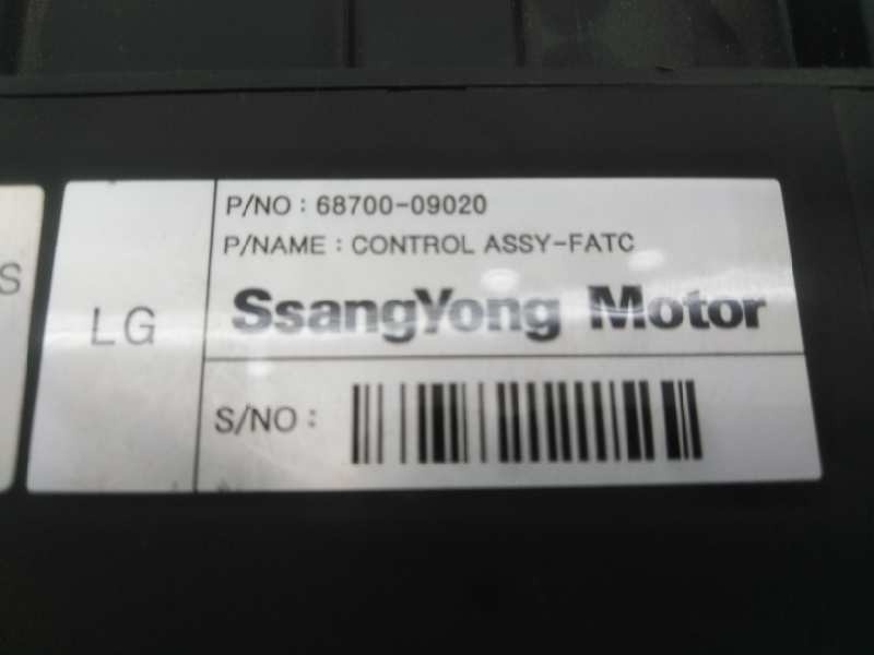 Recambio de mando climatizador para ssangyong actyon 200 xdi 4wd limited referencia OEM IAM 6870009020 6K30102 E3-A3-18-3