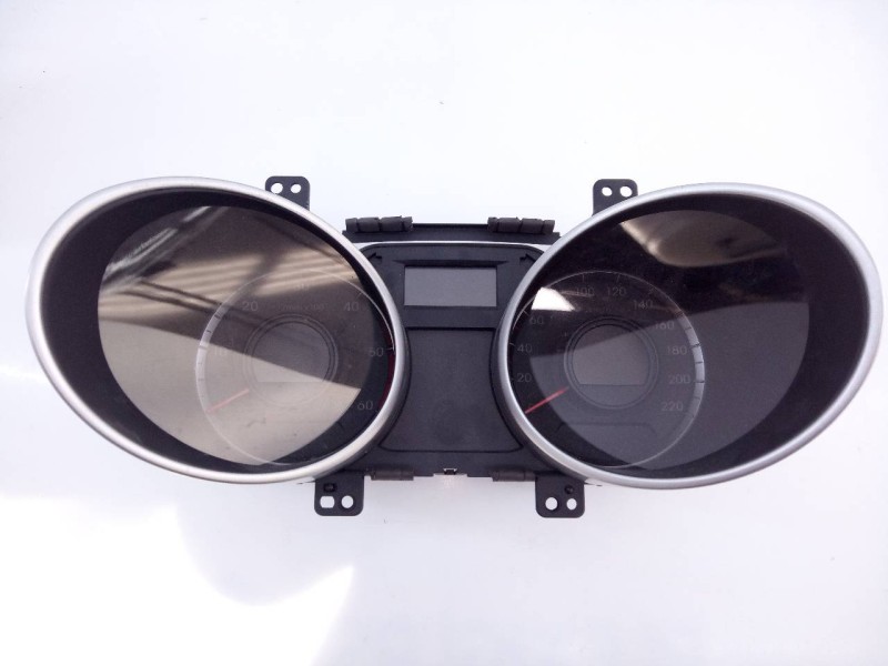 Recambio de cuadro instrumentos para hyundai ix35 style 2wd referencia OEM IAM 940092Y660 1100254750P0 E3-A3-28-4