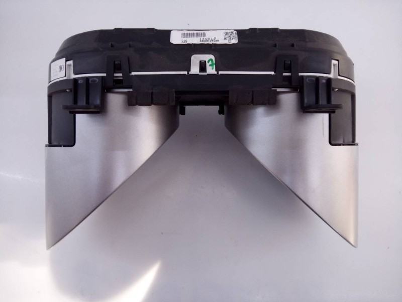 Recambio de cuadro instrumentos para hyundai ix35 style 2wd referencia OEM IAM 940092Y660 1100254750P0 E3-A3-28-4