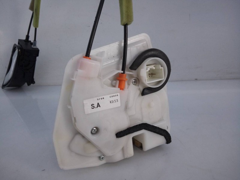 Recambio de cerradura puerta delantera derecha para mazda cx-5 style 2wd referencia OEM IAM 5F08C0020  E2-A2-44-2