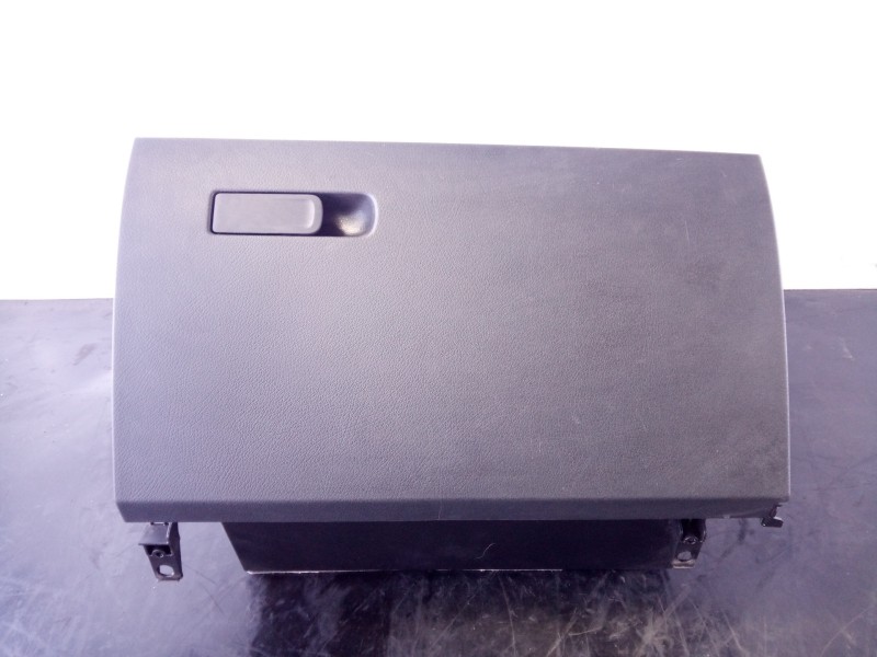 Recambio de guantera para mercedes-benz clase cla (bm 118) shooting brake cla 220 d (118.614) referencia OEM IAM 3308316009  P2-